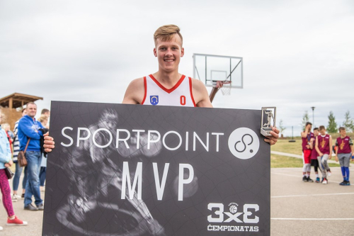 Sportpoint MVP krepšininkai Gustas Ingaunis gavo puikų prizą - 50 eur čekį