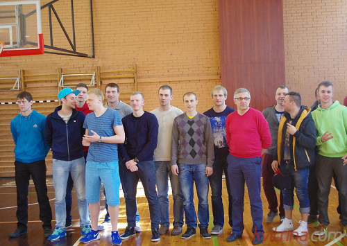 Velžio krepšininkai ant apdovanojimų pakylos pateko antrus metus iš eilės Velžio krepšininkai ant apdovanojimų pakylos pateko antrus metus iš eilės