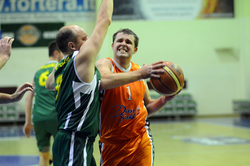 Ažytėnų komandos laukia itin sudėtingos likusios čempionato rungtynės Ažytėnų komandos laukia itin sudėtingos likusios čempionato rungtynės
