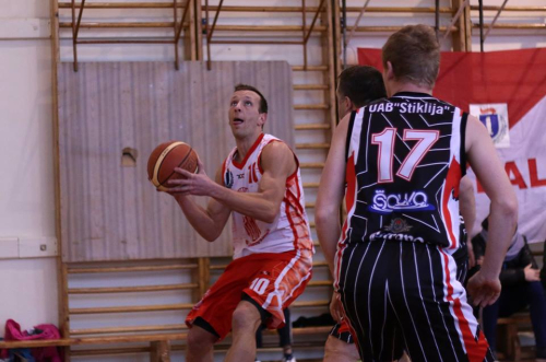 Užpalių krepšininkai yra keturis kartus lygos čempionai ir vieną kartą 35+ diviziono nugalėtojai Užpalių krepšininkai yra keturis kartus lygos čempionai ir vieną kartą 35+ diviziono nugalėtojai