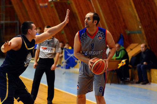 Nerijus Varnelis svarbiausiose sezono kovose demonstruoja puikią formą ir bus vienas svarbiausių žaidėjų finale Nerijus Varnelis svarbiausiose sezono kovose demonstruoja puikią formą ir bus vienas svarbiausių žaidėjų finale