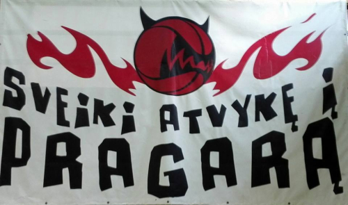 Kazlų Rūda iš Plungės pragaro šiaip ne taip išsikapanojo ir užbaigė Šateikių sezoną Kazlų Rūda iš Plungės pragaro šiaip ne taip išsikapanojo ir užbaigė Šateikių sezoną
