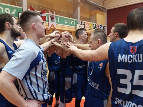 Narvydžių Kuršastos vyrai eilę metų išlieka prie geriausių lygos komandų Narvydžių Kuršastos vyrai eilę metų išlieka prie geriausių lygos komandų