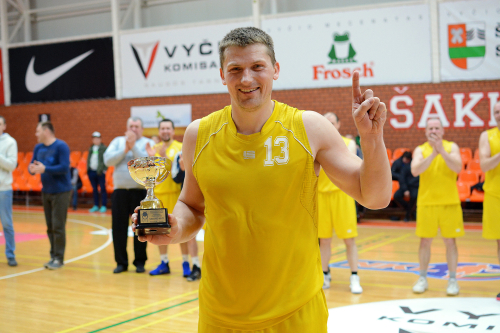 Po traumos į aikštelę sugrįžęs Valdas Morkevičius iškart sugrįžo ir tarp geriausių Po traumos į aikštelę sugrįžęs Valdas Morkevičius iškart sugrįžo ir tarp geriausių