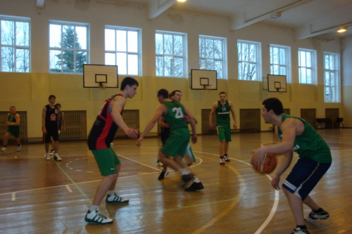 Kavarskas organizuoja savo ataką Kavarskas organizuoja savo ataką