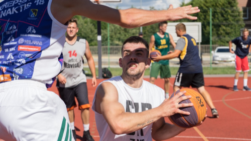 Laukuvos Medvėgalio komandos garbę Paulius Irtmontas gynė ir MMKL 3x3 čempionate