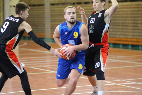 Sunkiausiai be pražangų sustabdomas žaidėjas gruodžio mėnesį - Mindaugas Gasperavičius Sunkiausiai be pražangų sustabdomas žaidėjas gruodžio mėnesį - Mindaugas Gasperavičius