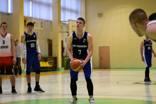 Dovydas Braknys aštriais reidais dažnai draskė varžovų gynybą Dovydas Braknys aštriais reidais dažnai draskė varžovų gynybą