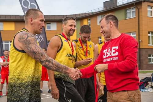 Adorma-roletai Jums pirmą kart šį sezoną iškovojo čempionų titulą Adorma-roletai Jums pirmą kart šį sezoną iškovojo čempionų titulą