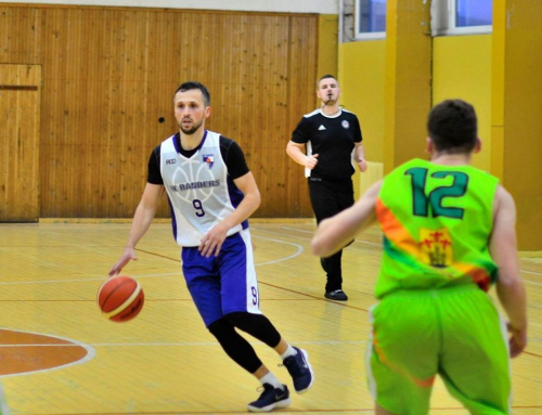 Daugiškiai nesugaudė vikriojo Simno gynėjo Laimučio Krušniausko, kuris pelnė 26 taškus Daugiškiai nesugaudė vikriojo Simno gynėjo Laimučio Krušniausko, kuris pelnė 26 taškus