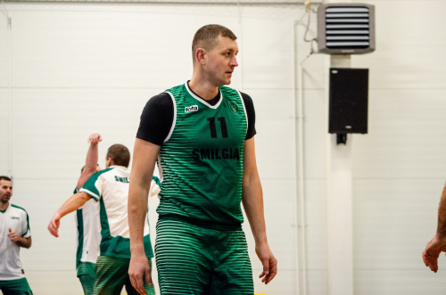 Marius Tenikaitis dominavo po Mažeikių krepšiais Marius Tenikaitis dominavo po Mažeikių krepšiais