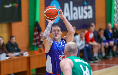 Praėjusiais metais tapęs MMKL čempionu Mantas Vaznonis toliau dominuoja aikštelėse Praėjusiais metais tapęs MMKL čempionu Mantas Vaznonis toliau dominuoja aikštelėse