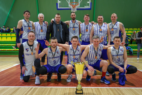 Balbieriškio veteranai šiemet debiutavo 35+ čempionate ir pelnė antrąją vietą Balbieriškio veteranai šiemet debiutavo 35+ čempionate ir pelnė antrąją vietą
