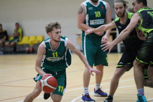 Marius Petrėtis prasiveržimais draskė kupiškėnų gynybą Marius Petrėtis prasiveržimais draskė kupiškėnų gynybą