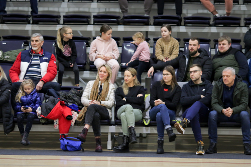 Į Rietavo areną žmones sutraukė Tomo Delininkaičio efektas Į Rietavo areną žmones sutraukė Tomo Delininkaičio efektas