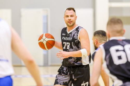 Deividas Aukštuolis buvo sunkiai sulaikomas Deividas Aukštuolis buvo sunkiai sulaikomas