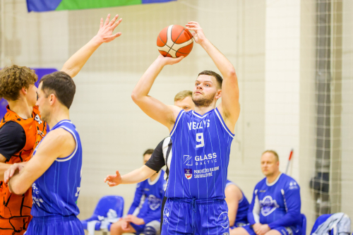 Tito Janeliausko komanda atsilaikė mažajame B diviziono finale Tito Janeliausko komanda atsilaikė mažajame B diviziono finale