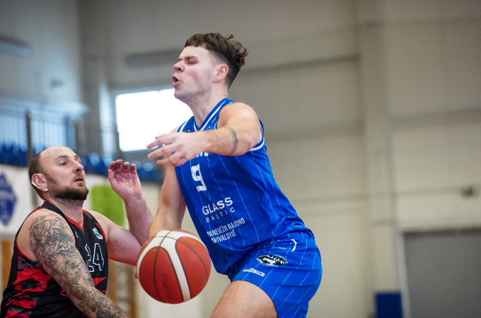 Lemiamas dvitaškis Kupiškyje ir derbis Velžyje