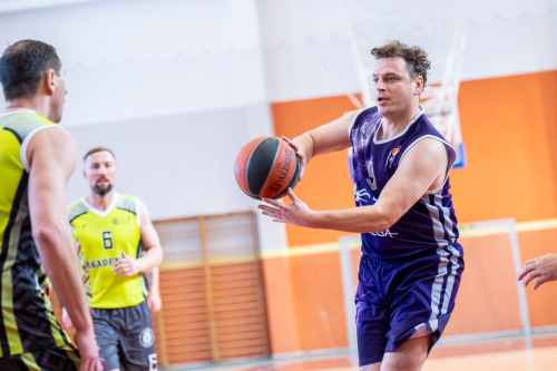 Dembavos krepšininkai jau viena koja 35+ atkrintamosiose Dembavos krepšininkai jau viena koja 35+ atkrintamosiose