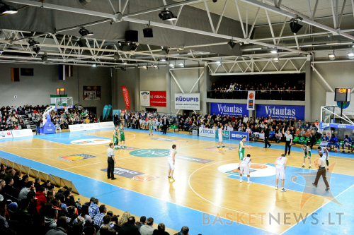 Prienų arenoje vyksta ir aukščiausios Lietuvos krepšinio lygos kovos
